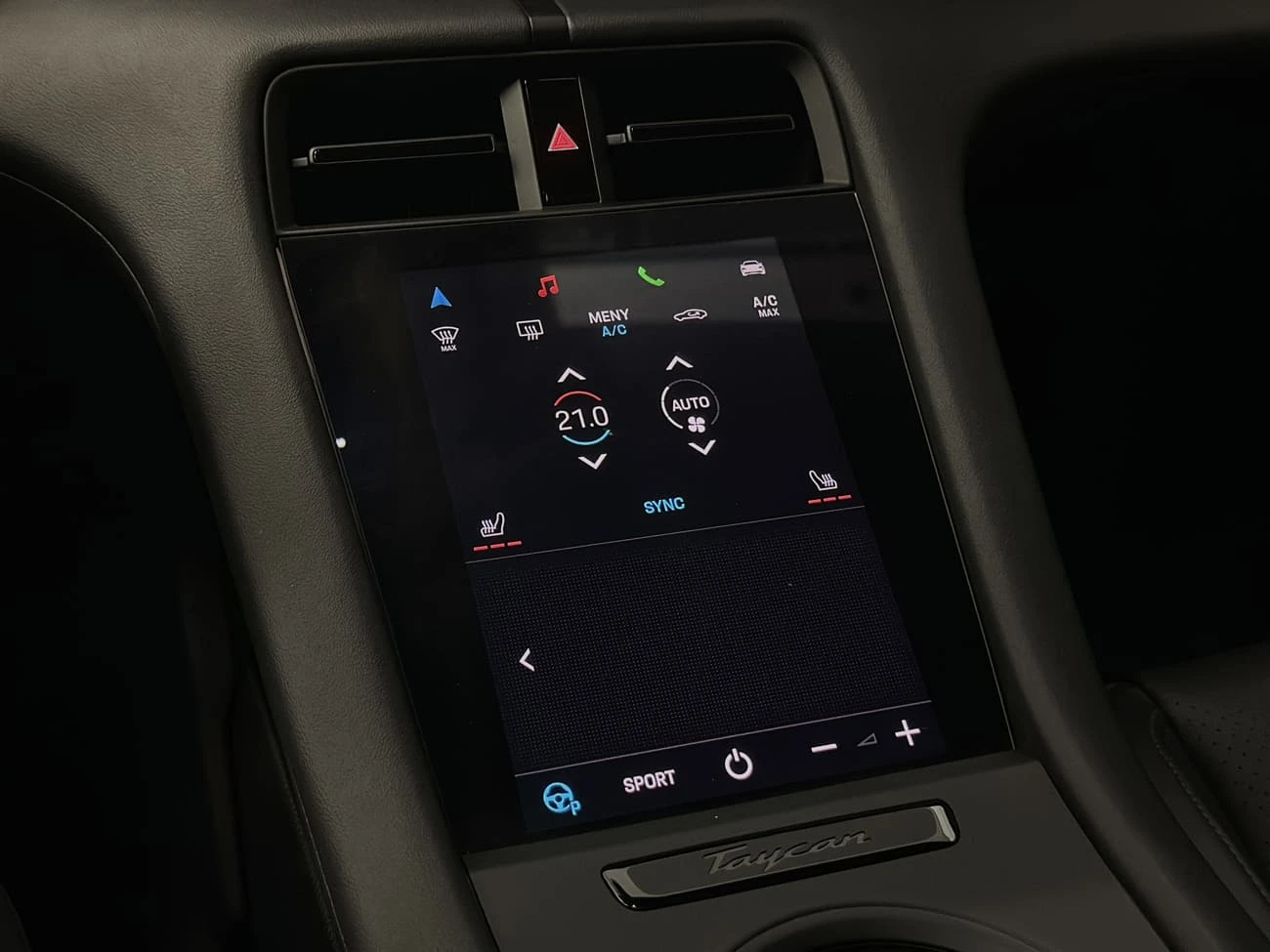 Porsche Taycan Performance Battery* Pano* Navi* *  | Mobile.bg   16