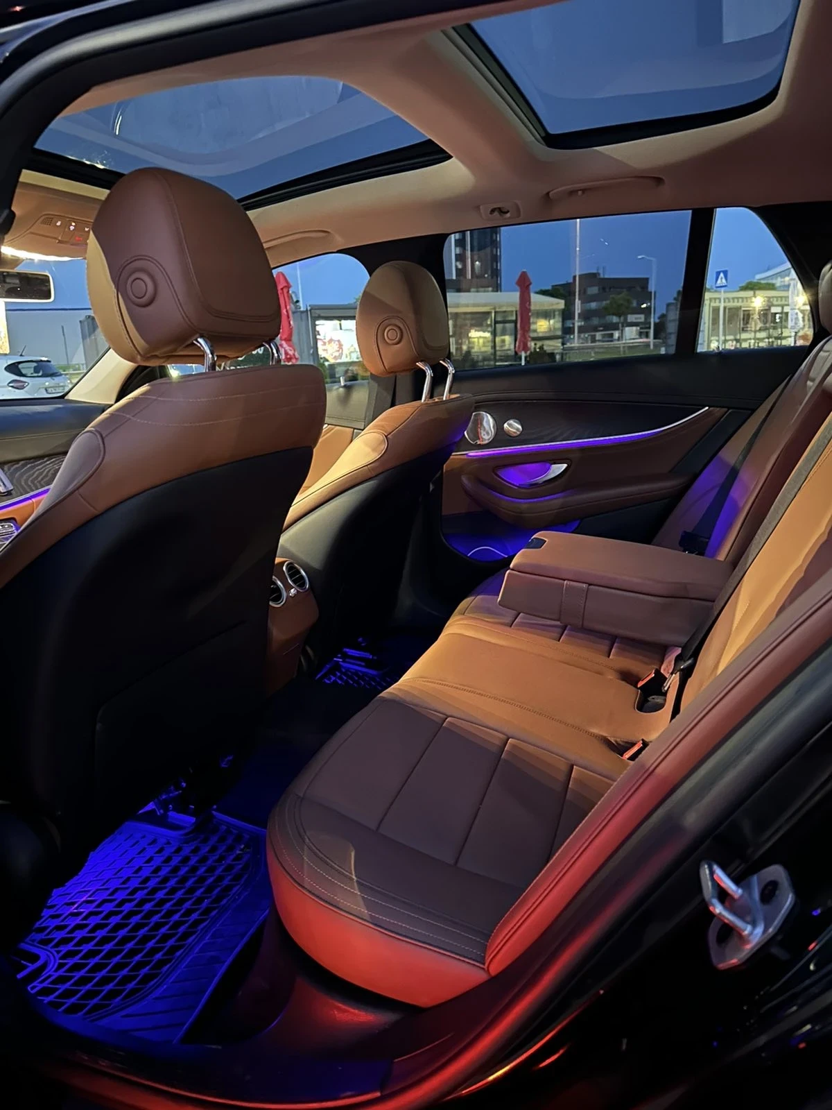 Mercedes-Benz E 220  - изображение 6