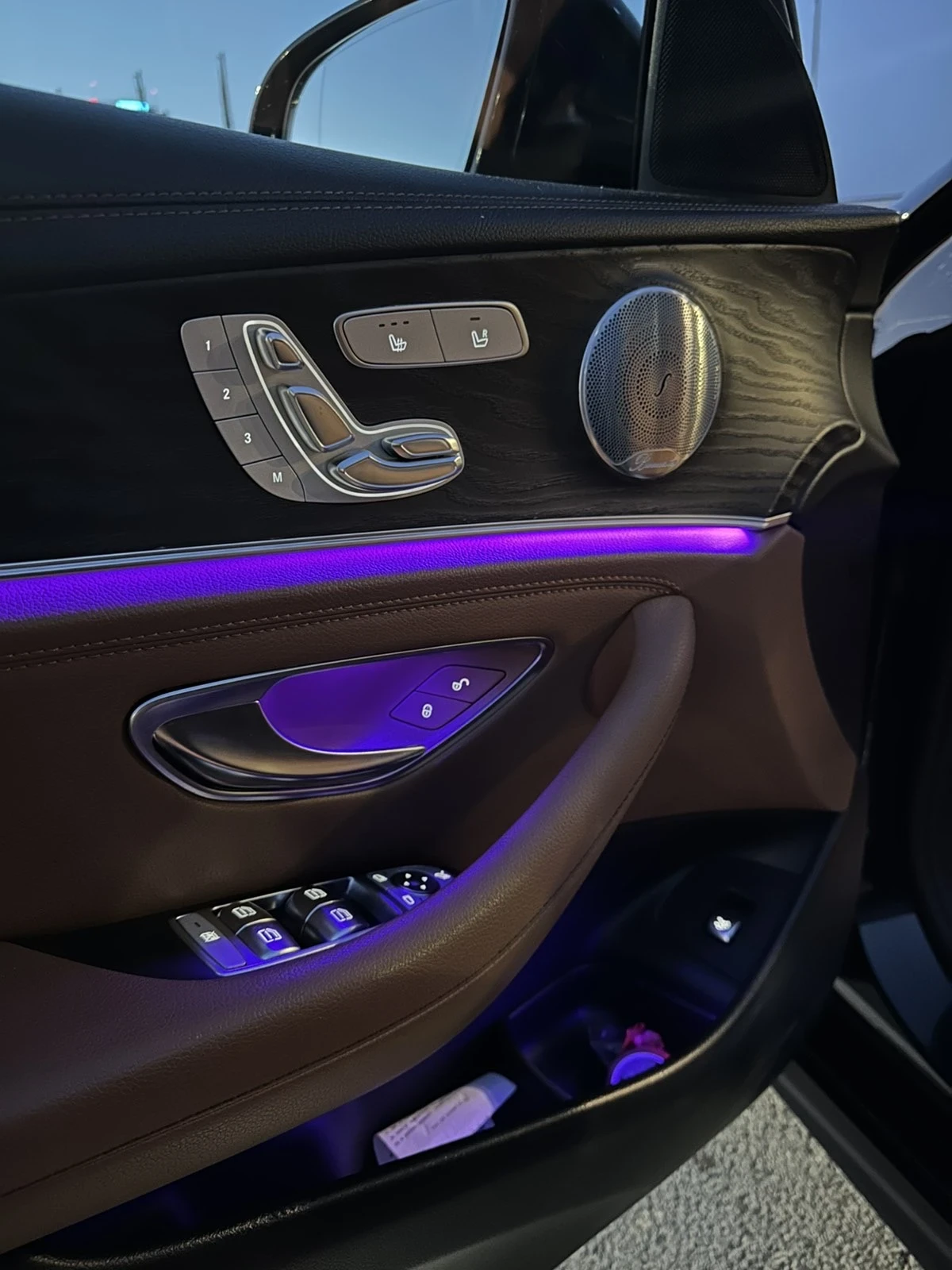 Mercedes-Benz E 220  - изображение 4