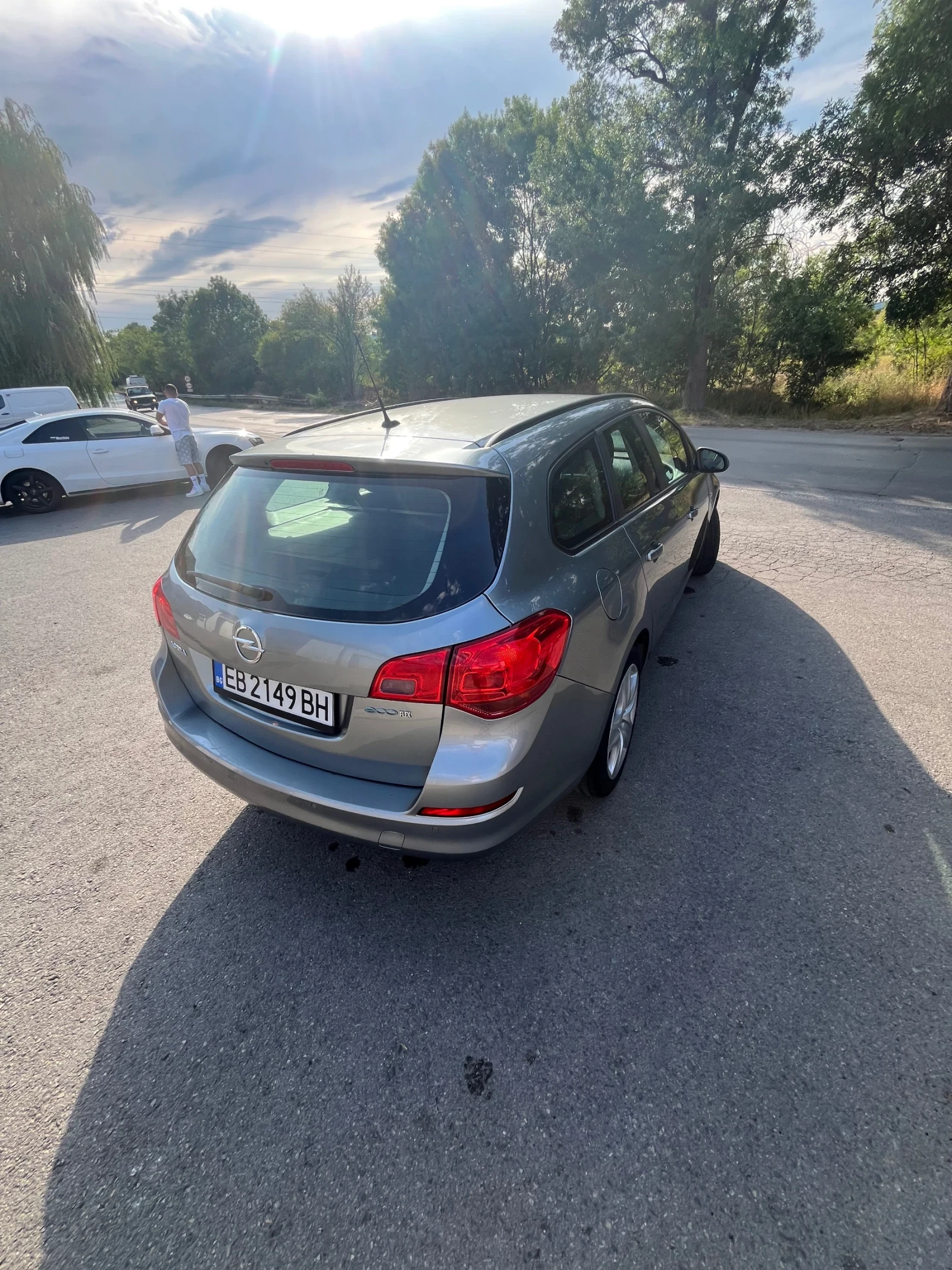 Opel Astra J - изображение 4