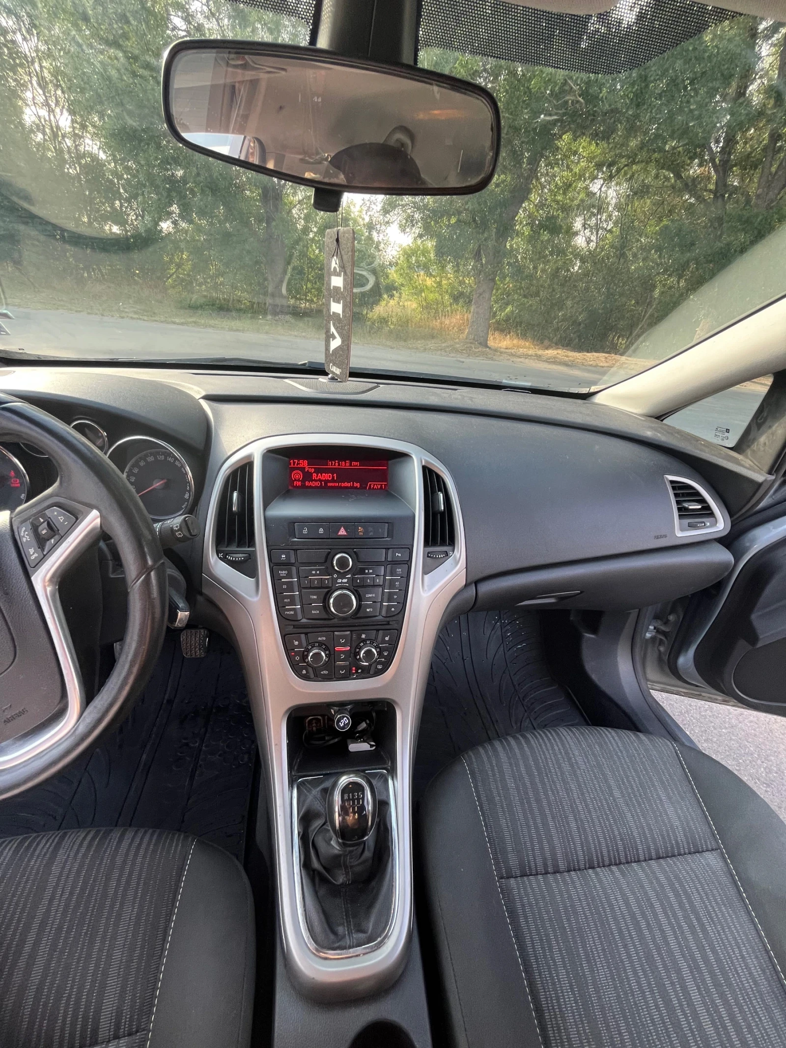 Opel Astra J - изображение 8