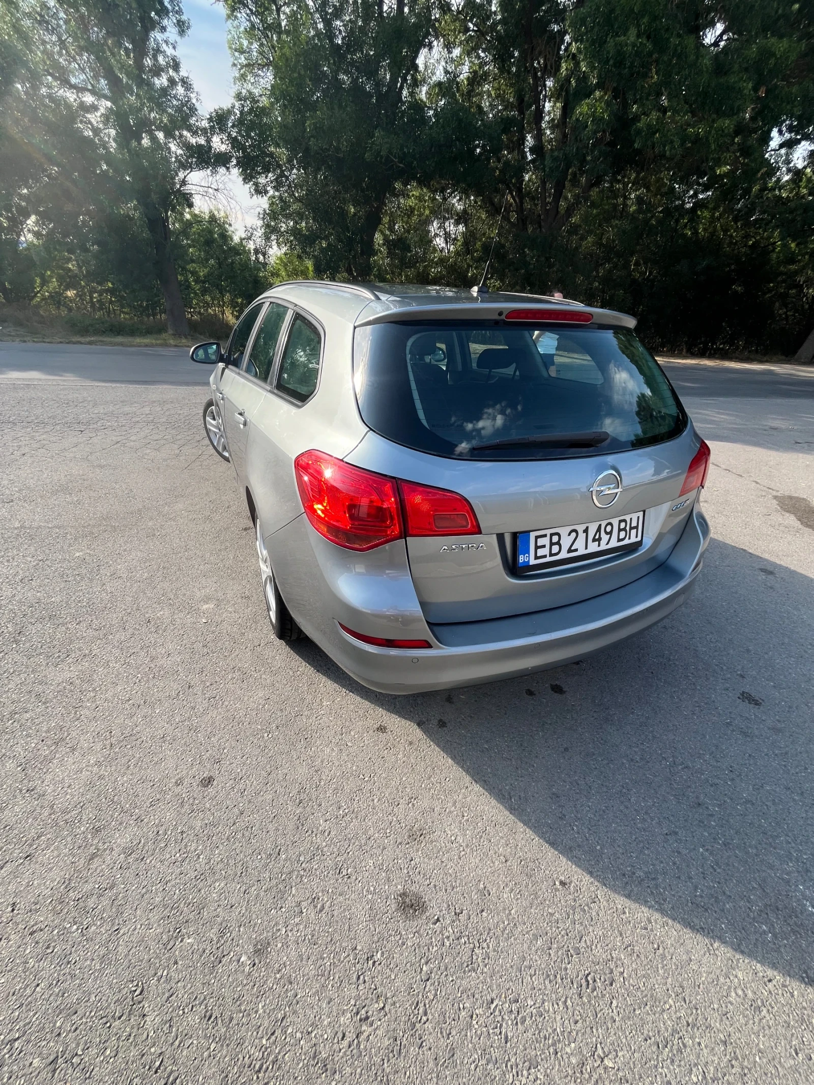 Opel Astra J - изображение 5