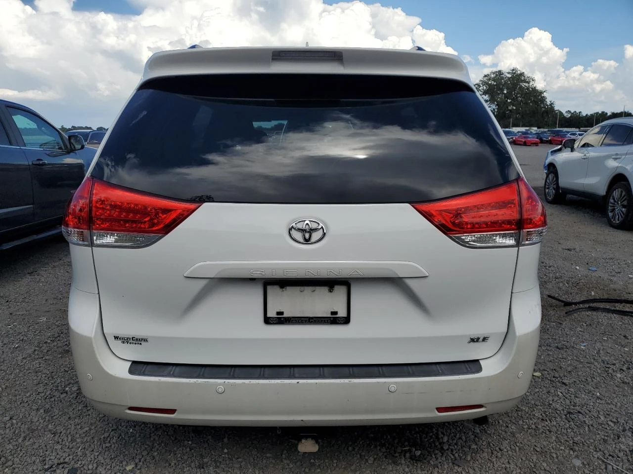 Toyota Sienna XLE 3.5L  - изображение 6