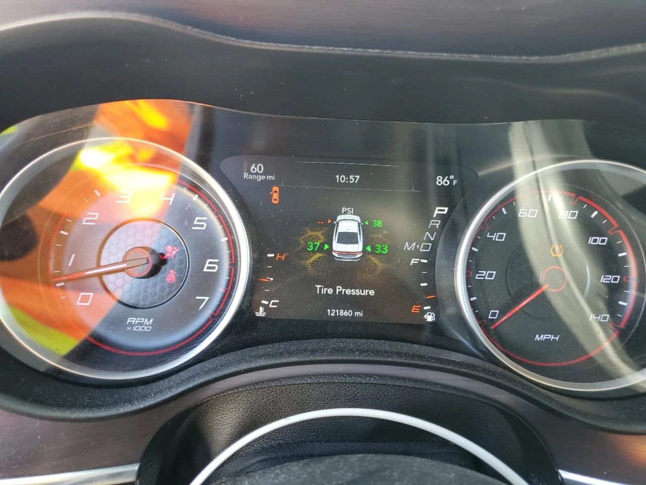 Dodge Charger SE - изображение 9