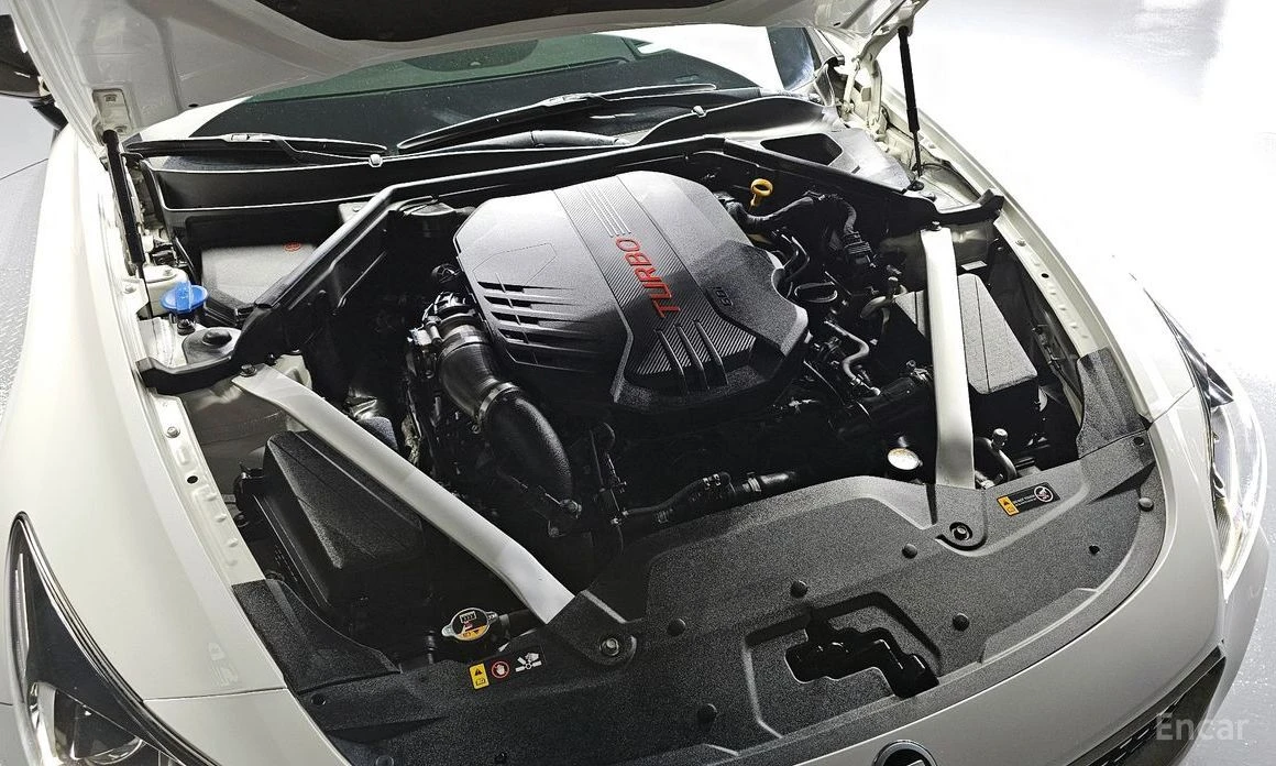 Kia Stinger  - изображение 6