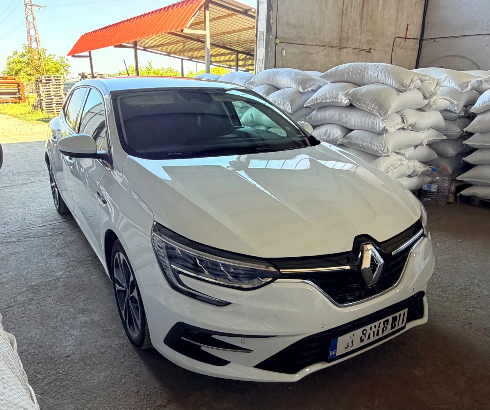 Renault Megane 1.5 Blue DCI, Facelift, Full Led Pure Vision, снимка 5 - Автомобили и джипове - 54168367