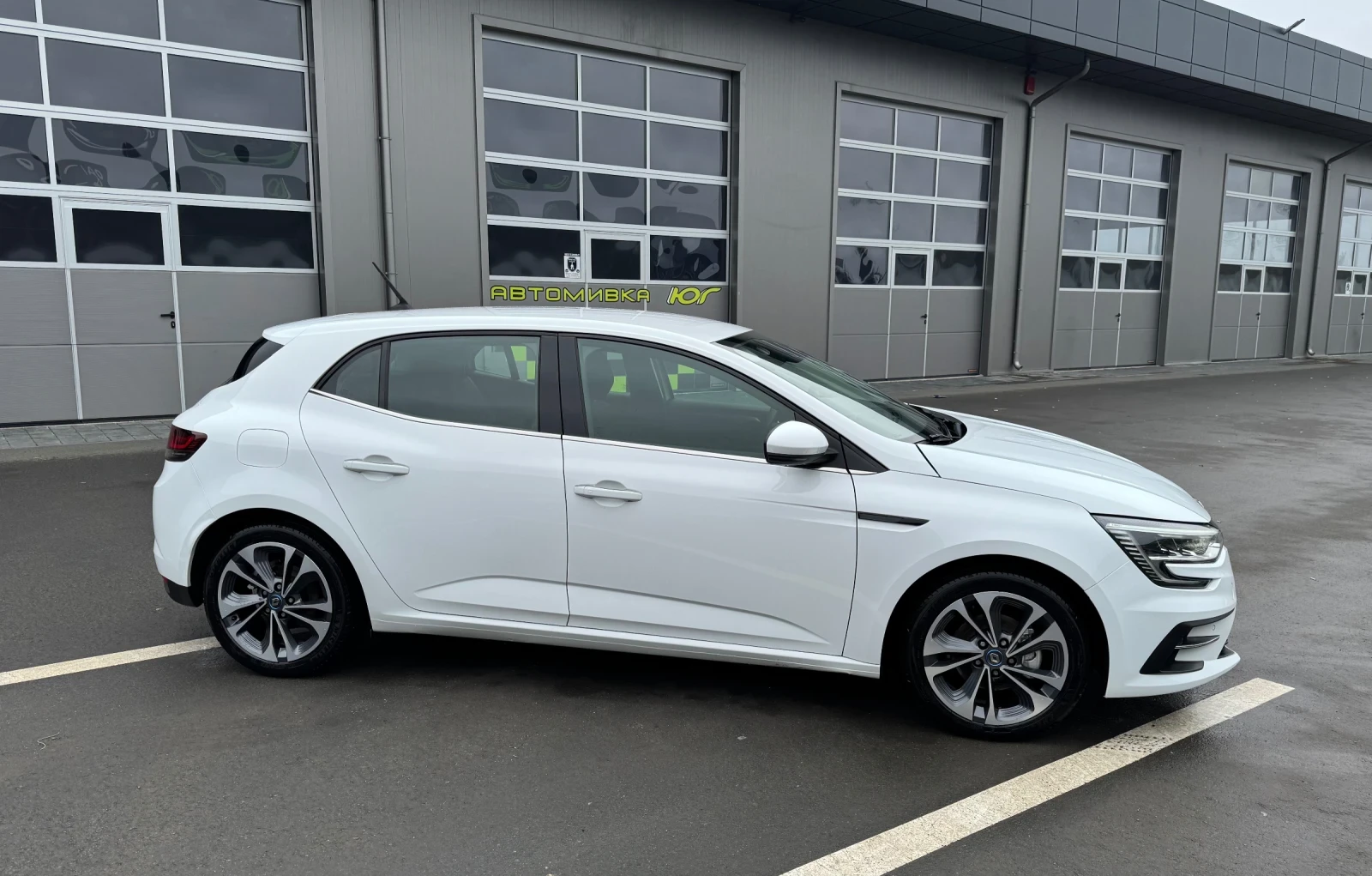 Renault Megane 1.5 Blue DCI, Facelift, Full Led Pure Vision, снимка 2 - Автомобили и джипове - 54168367