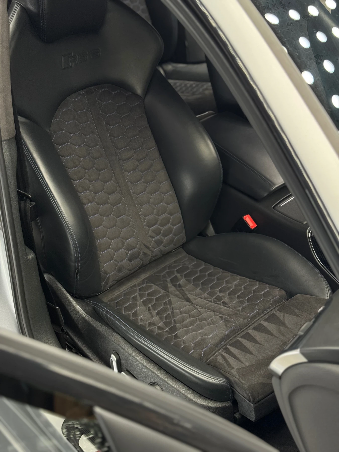 Audi Rs6 Performance , снимка 12 - Автомобили и джипове - 53736029