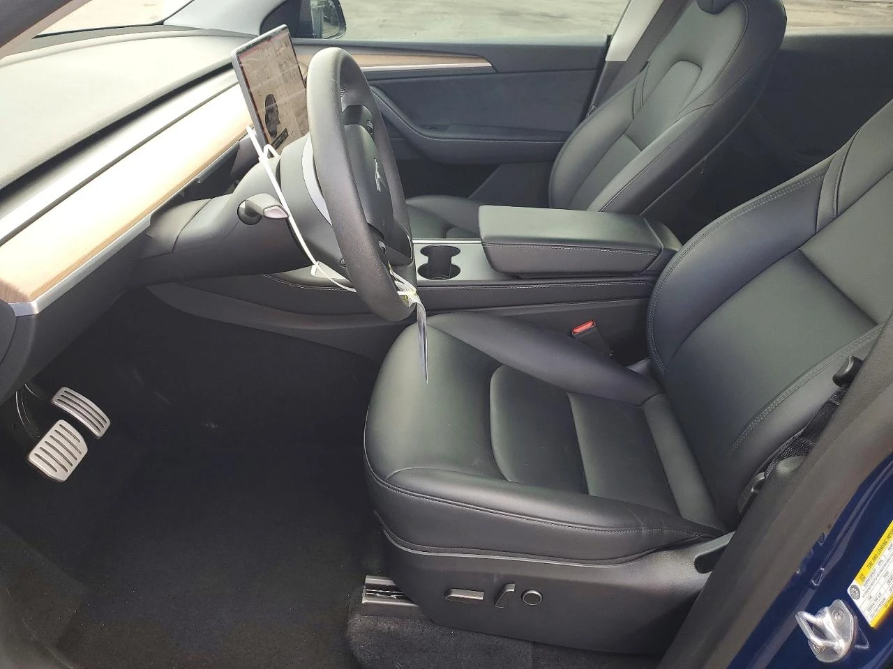 Tesla Model Y, снимка 7 - Автомобили и джипове - 53916676