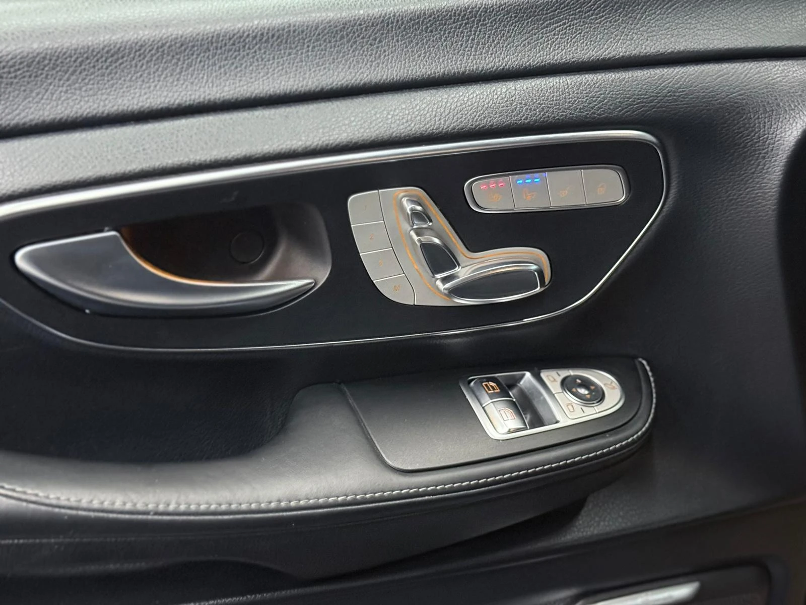 Mercedes-Benz V 300 Luxury* AMG* ��������* 360* ������*  | Mobile.bg � ����������� 4