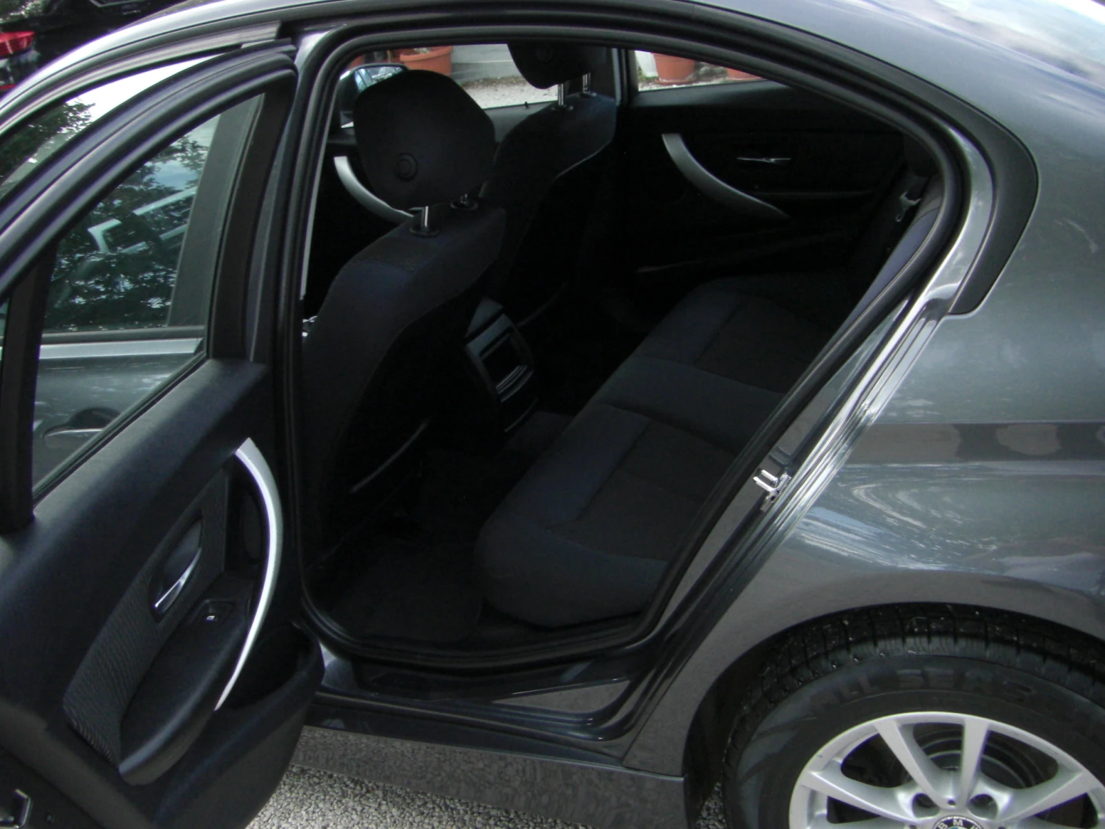 BMW 316 d 2.0d NAVI 6ck.SPORT, снимка 13 - Автомобили и джипове - 54291195