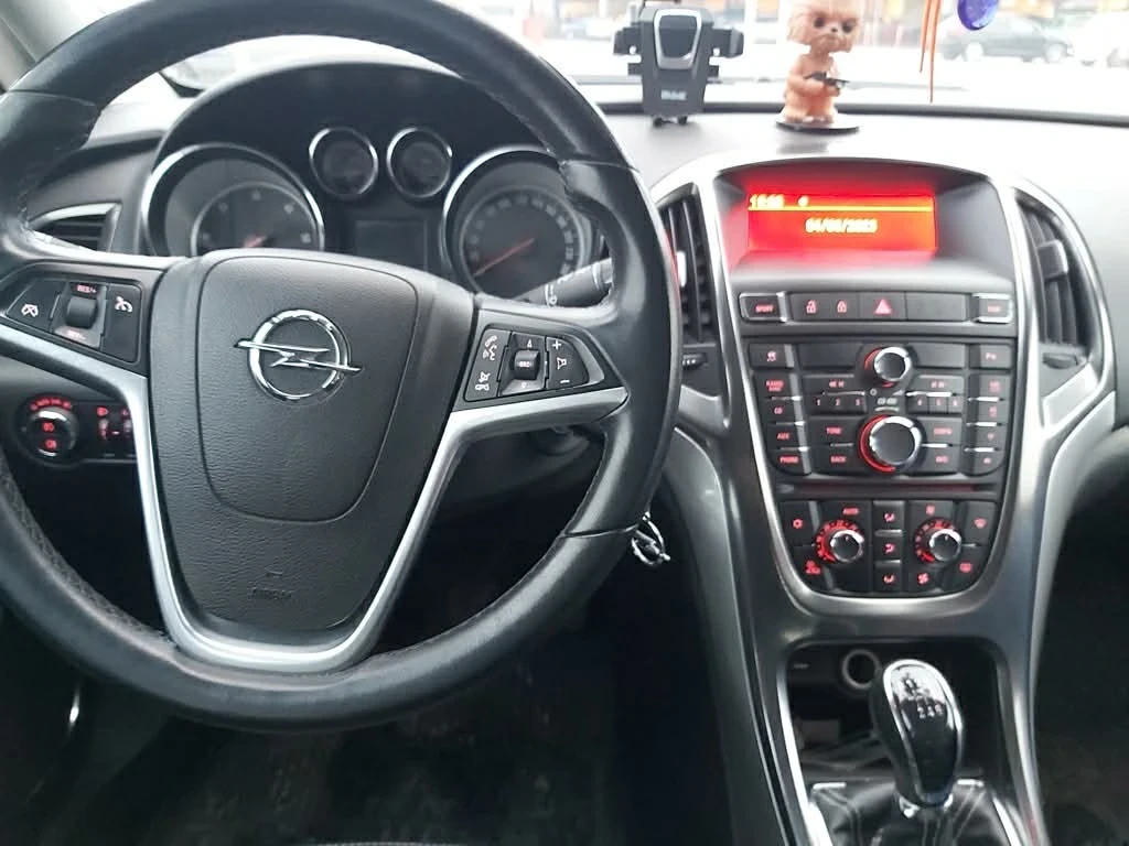 Opel Astra, снимка 3 - Автомобили и джипове - 54439339