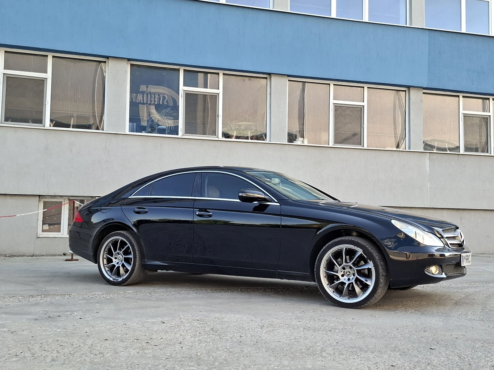 Mercedes-Benz CLS 350 Фейслифт, снимка 7 - Автомобили и джипове - 54498546