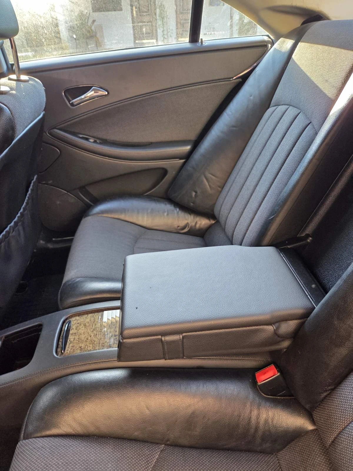 Mercedes-Benz CLS 320, снимка 4 - Автомобили и джипове - 54627972