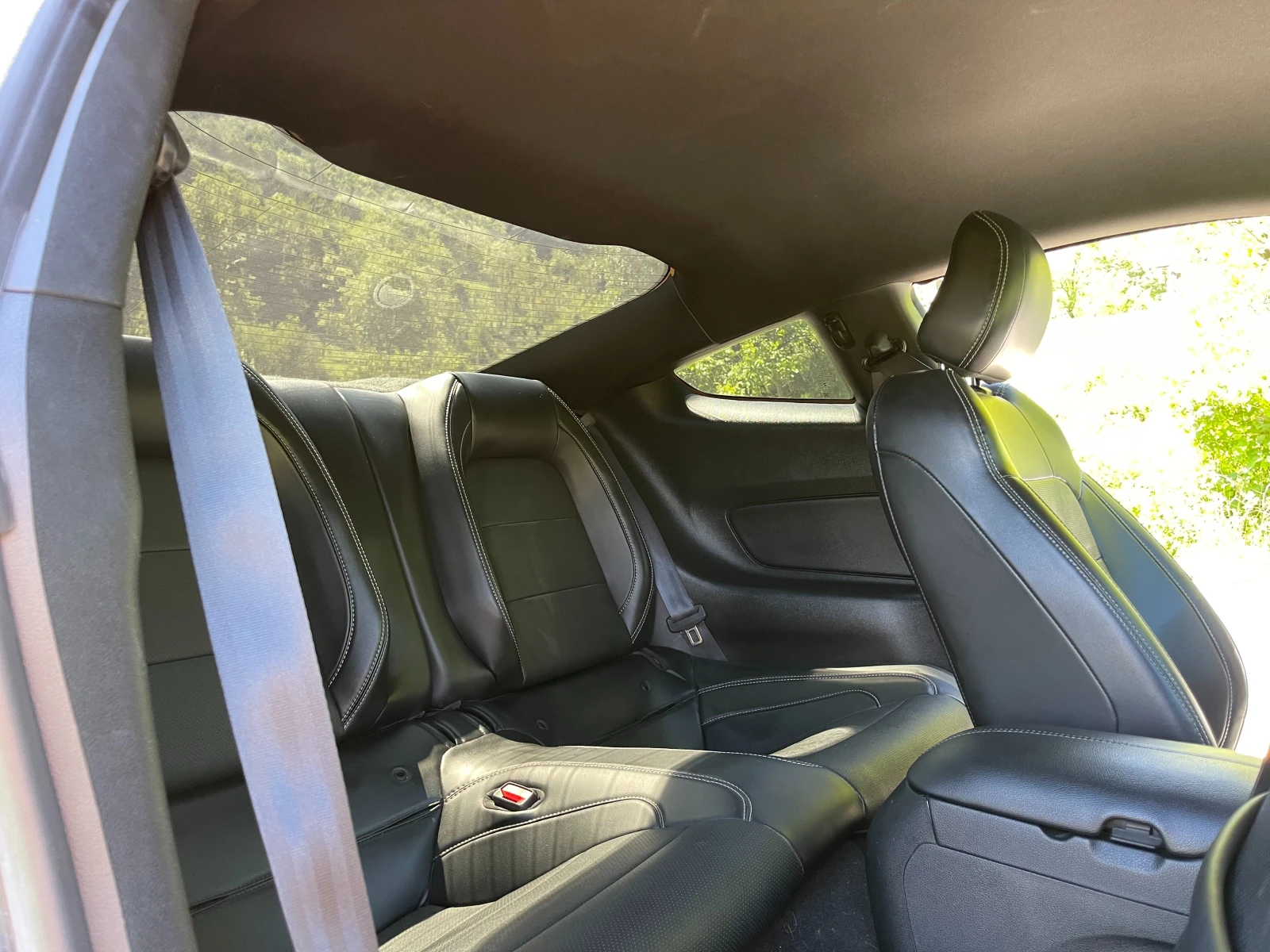 Ford Mustang 2.3 Ecoboost, снимка 12 - Автомобили и джипове - 54730791