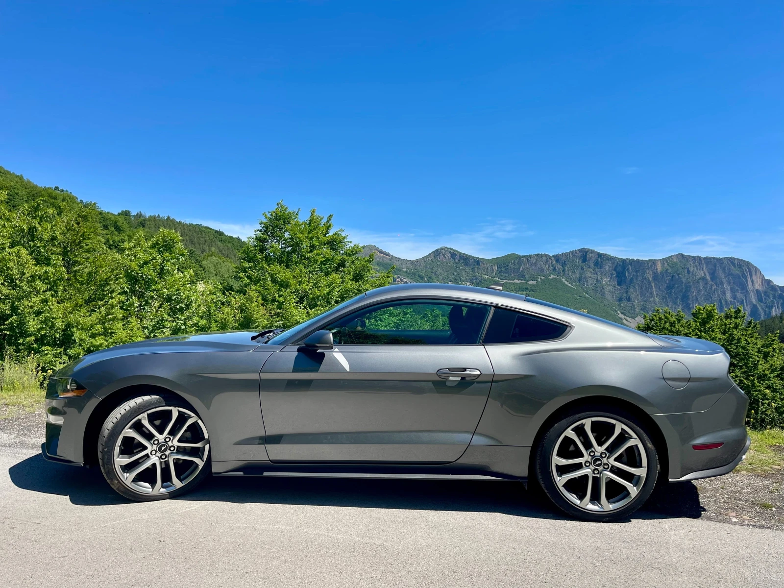 Ford Mustang 2.3 Ecoboost, снимка 2 - Автомобили и джипове - 54730791