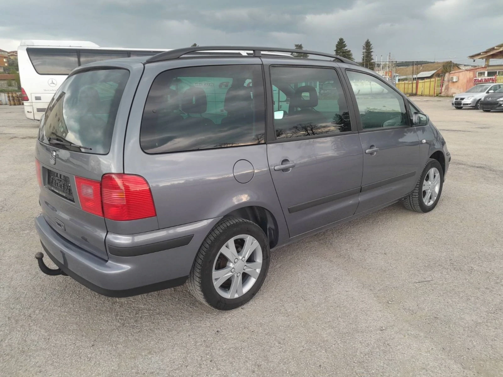 Seat Alhambra, снимка 7 - Автомобили и джипове - 54786042