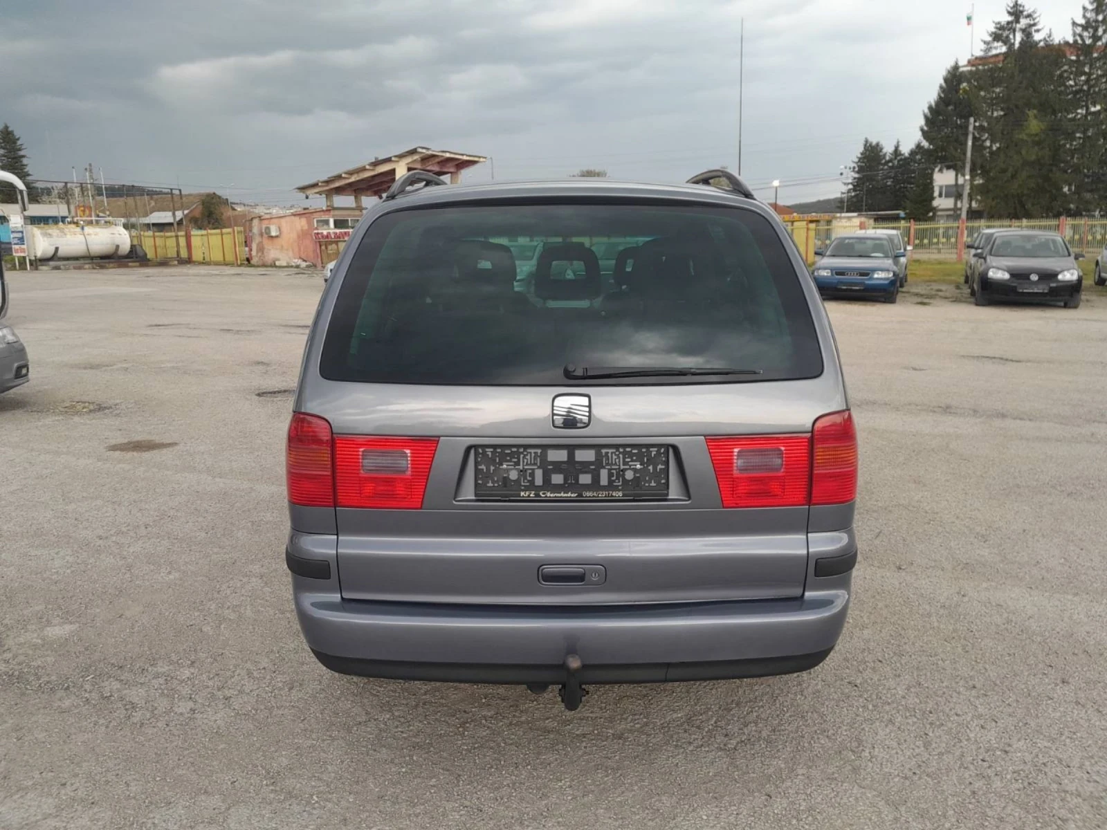Seat Alhambra, снимка 4 - Автомобили и джипове - 54786042