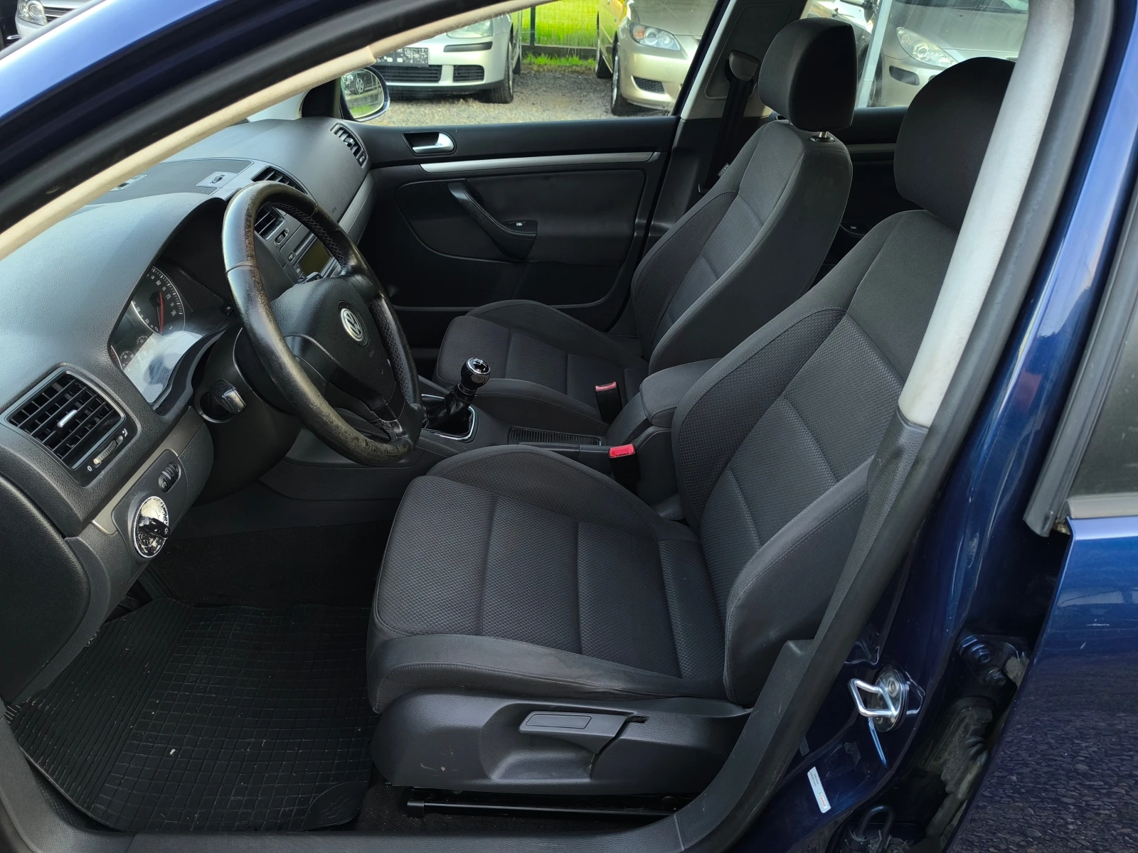 VW Golf -1.9TDI-105кс-КЛИМАТРОНИК-, снимка 9 - Автомобили и джипове - 54834720