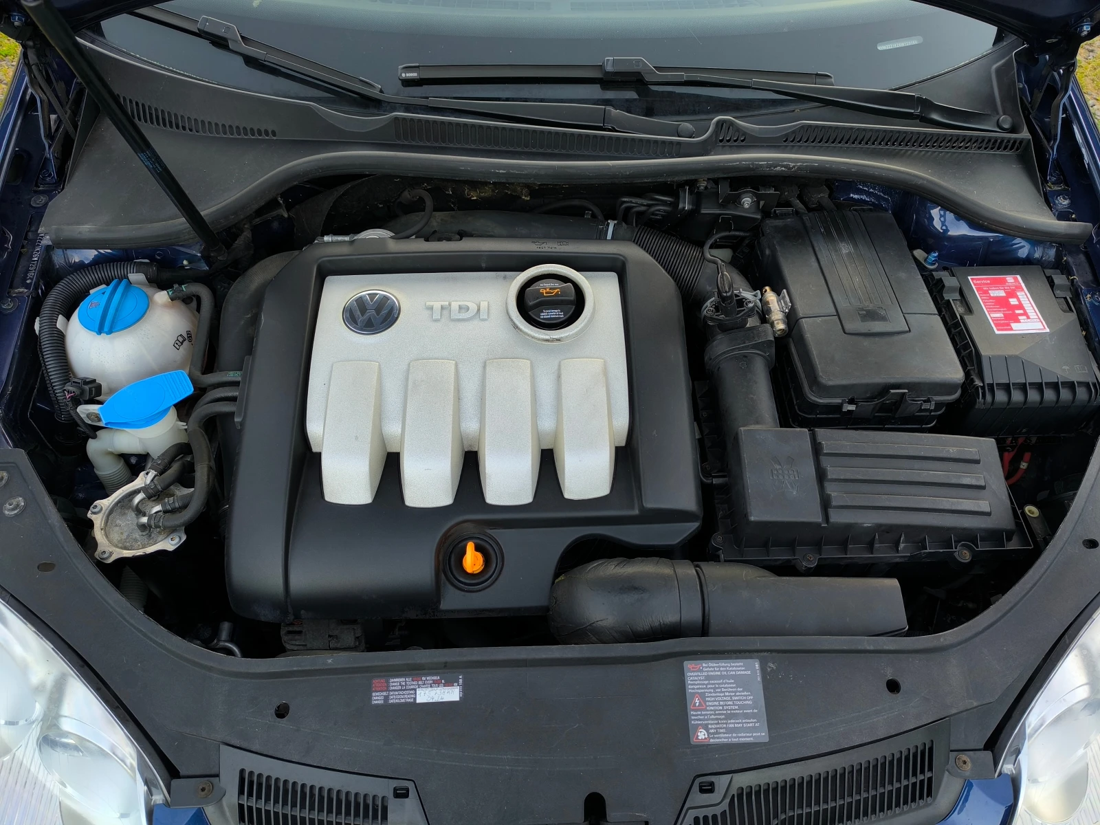 VW Golf -1.9TDI-105кс-КЛИМАТРОНИК-, снимка 16 - Автомобили и джипове - 54834720