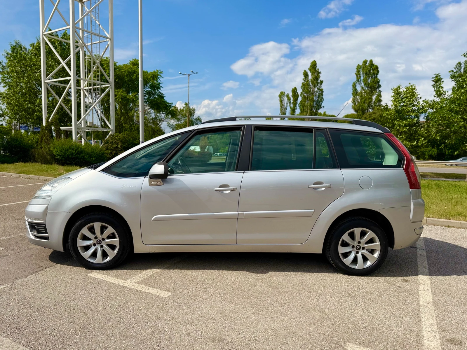 Citroen C4 Picasso 1.6HDI 6МЕСЕЦА ГАРАНЦИЯ ИЛИ 5000КМ, снимка 2 - Автомобили и джипове - 54869929