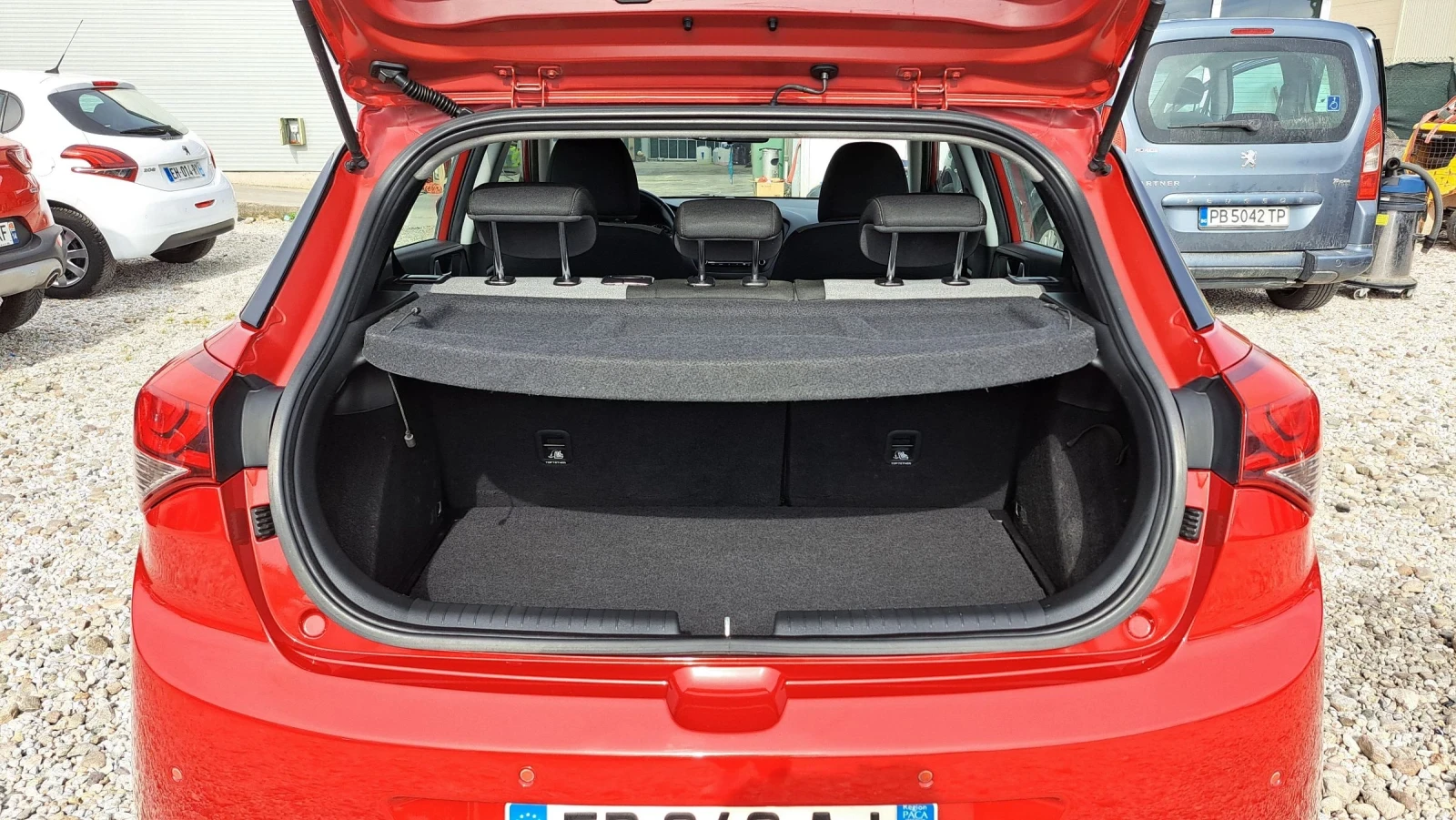 Hyundai I20 1.25 i, снимка 15 - Автомобили и джипове - 54922607