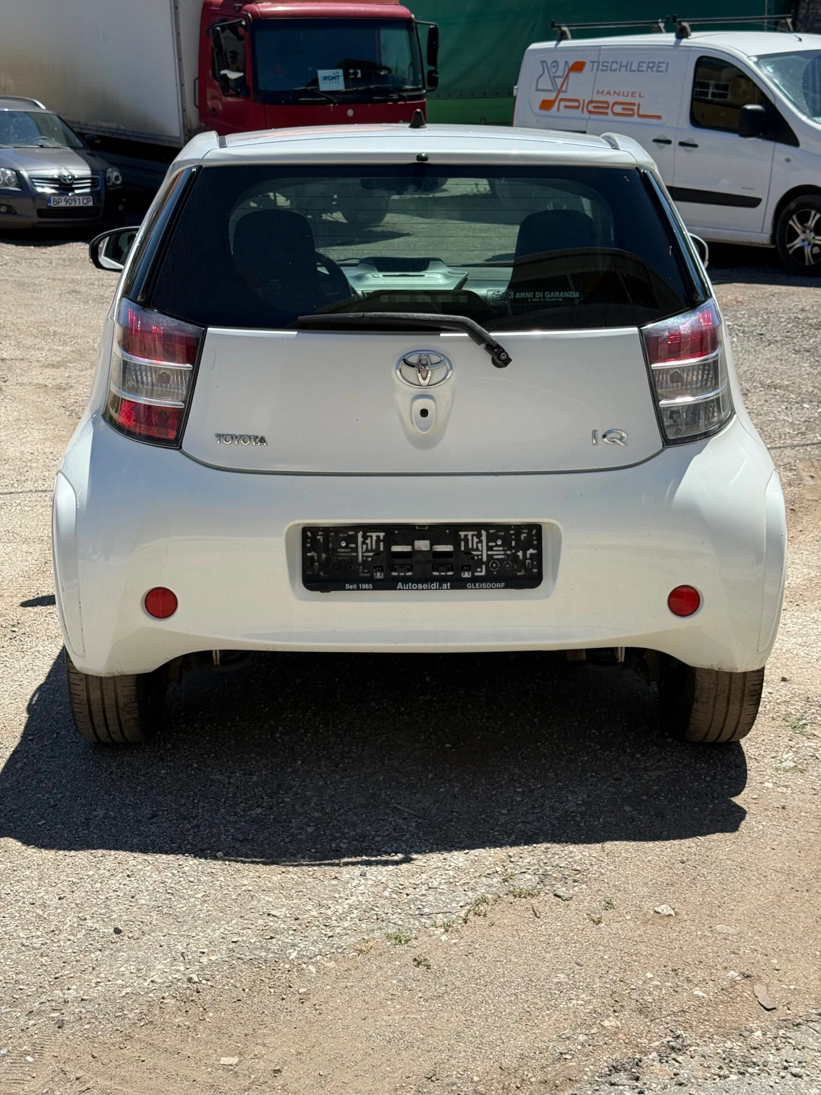 Toyota IQ АВТОМАТИК ИТАЛИЯ , снимка 5 - Автомобили и джипове - 54928137