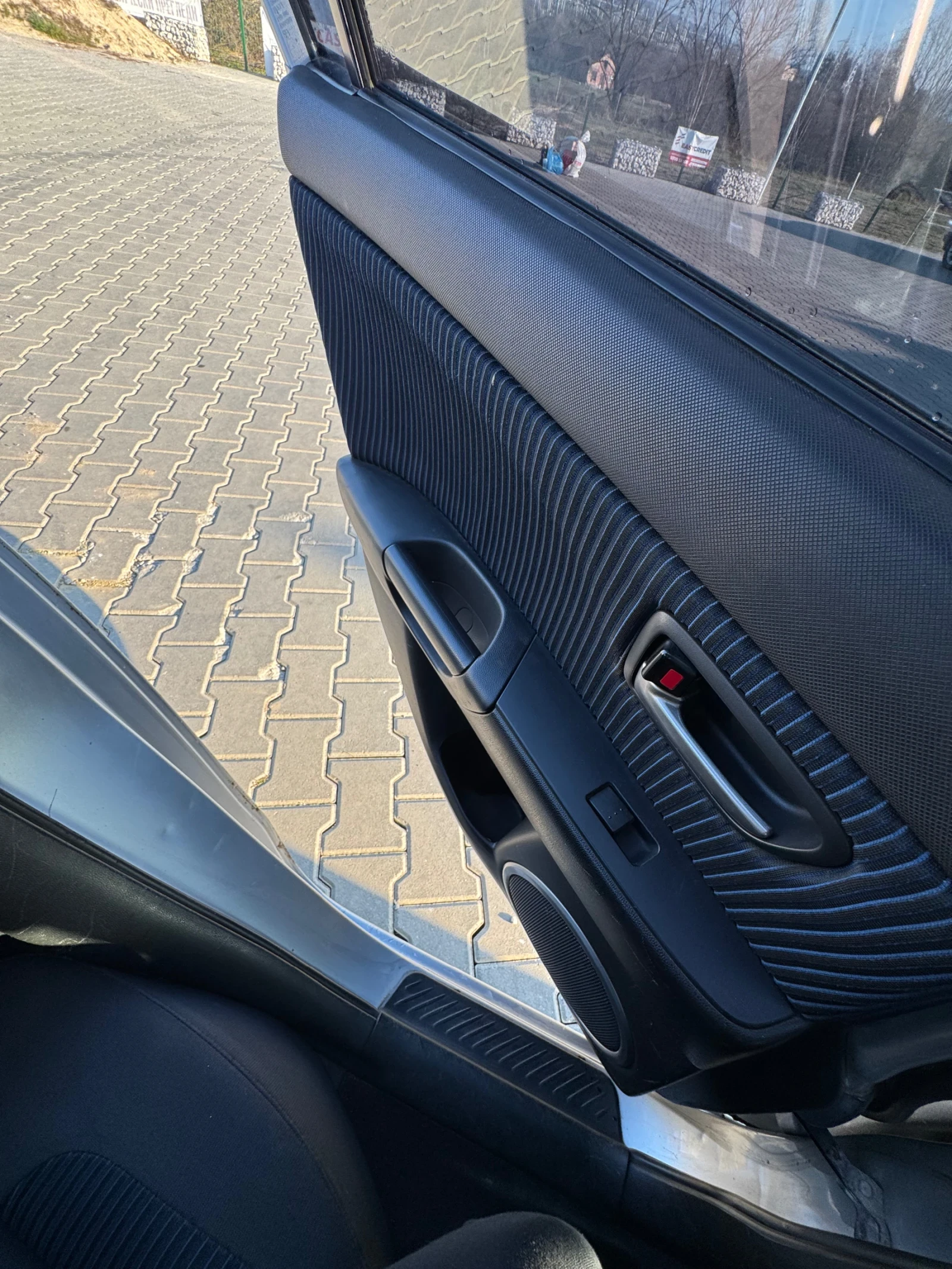 Mazda 3, снимка 9 - Автомобили и джипове - 54987658