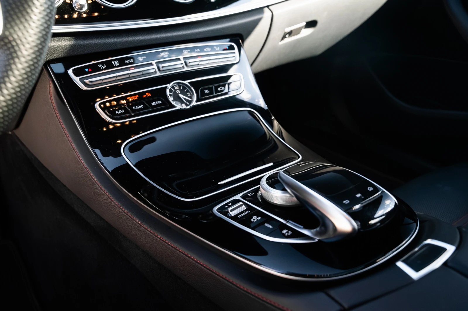 Mercedes-Benz E 43 AMG, снимка 11 - Автомобили и джипове - 55283860