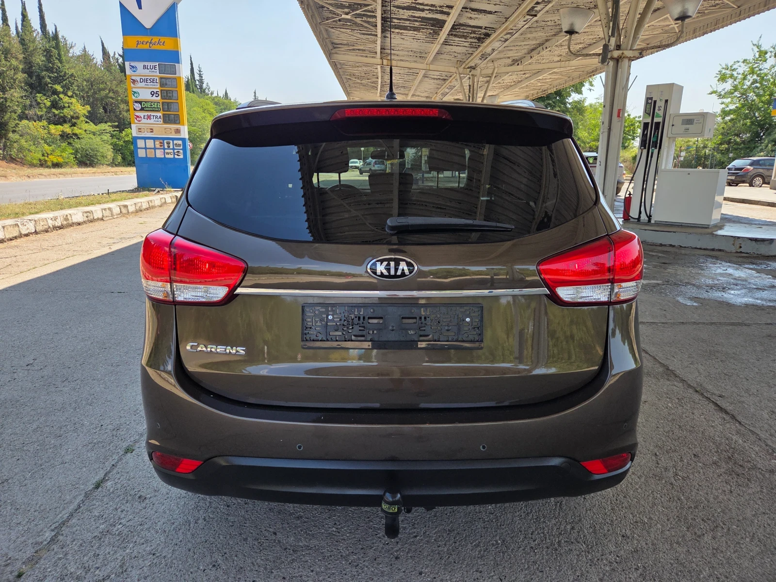 Kia Carens 1, 7 crdi 116 hp, снимка 4 - Автомобили и джипове - 55570079