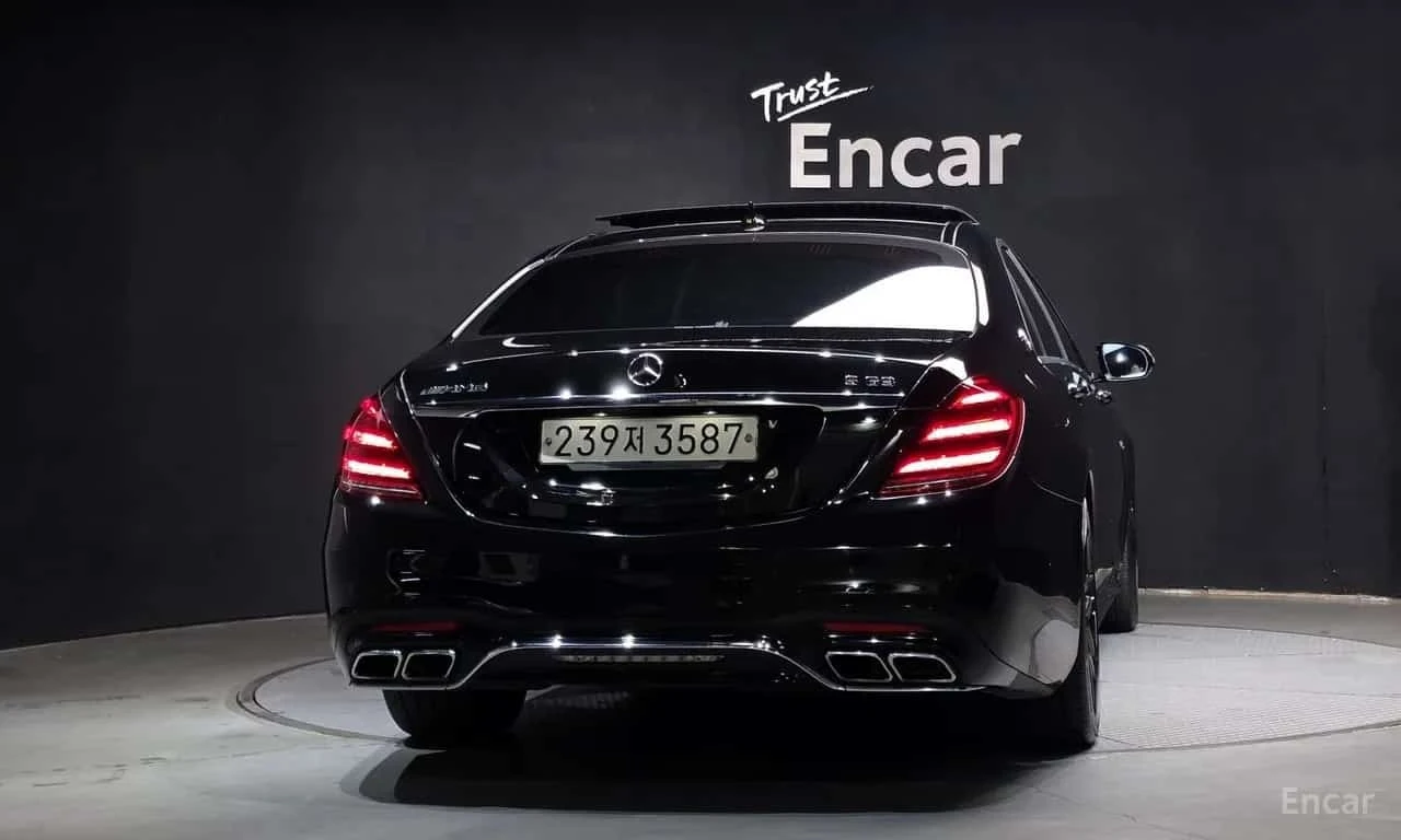 Mercedes-Benz S 63 AMG * S63 4MATIC+ * БЕЗ ПЪРВОНАЧАЛНА ВНОСКА, снимка 4 - Автомобили и джипове - 56198447