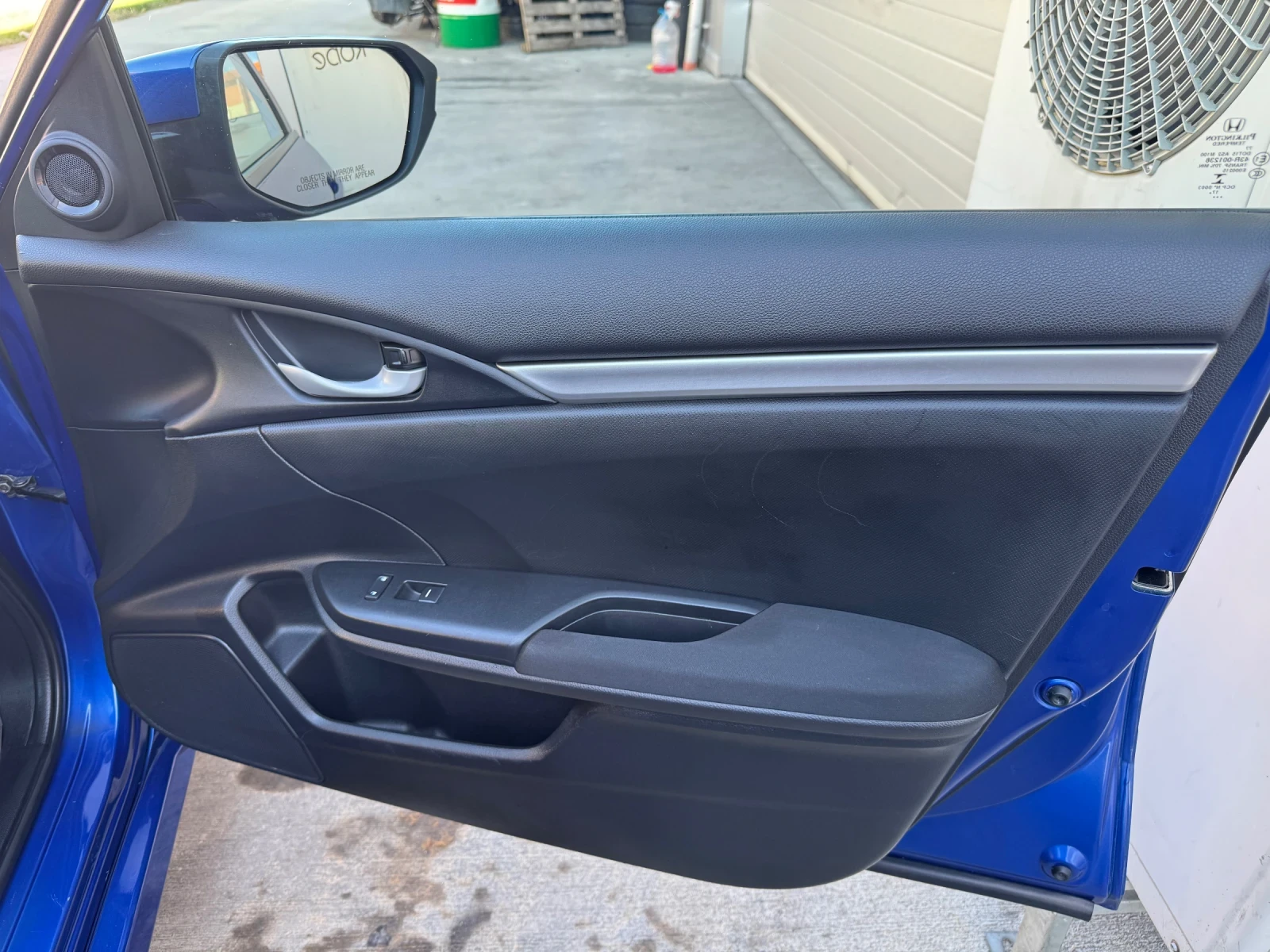 Honda Civic 2, 0 Автоматк 104000км , снимка 13 - Автомобили и джипове - 56338866