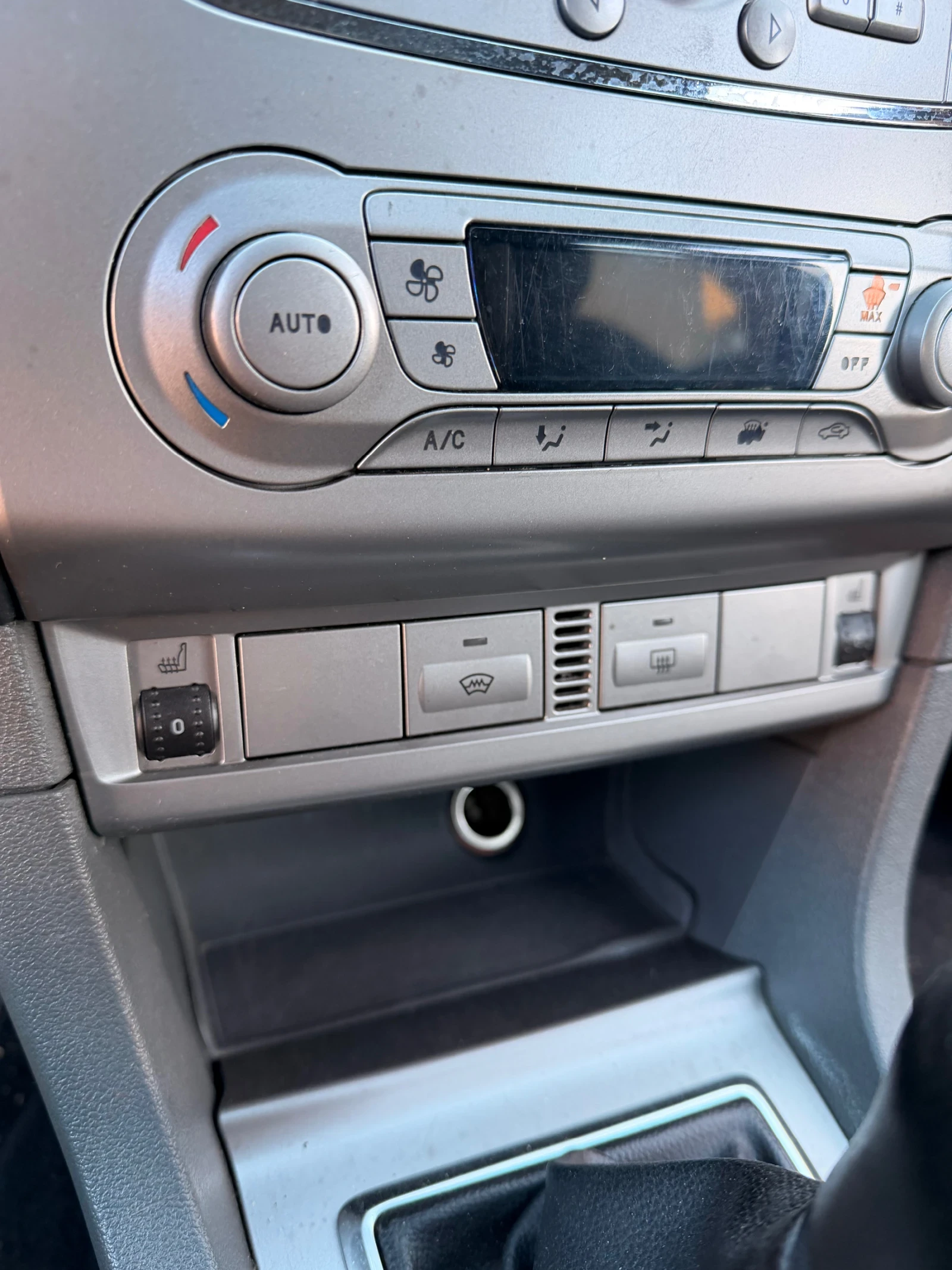 Ford Focus 1.6, снимка 15 - Автомобили и джипове - 56583458