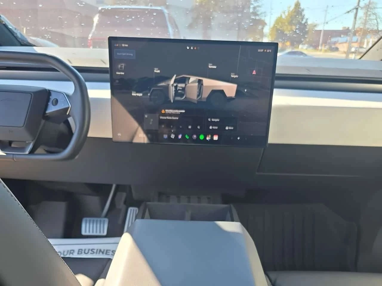 Tesla Cybertruck, снимка 9 - Автомобили и джипове - 56687171