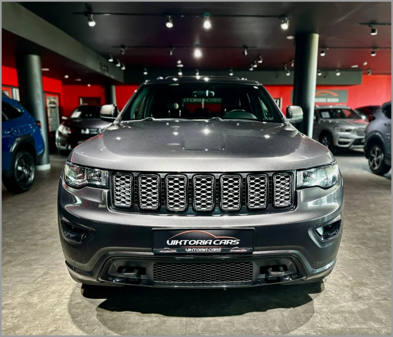 Jeep Grand cherokee 3.6* 4x4* Laredo, снимка 2 - Автомобили и джипове - 47350857