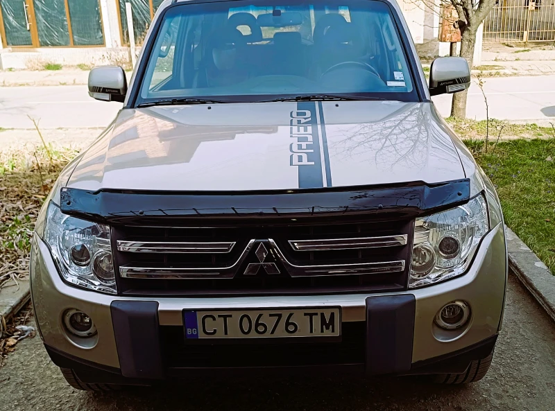 Mitsubishi Pajero 4, снимка 1 - Автомобили и джипове - 49510476