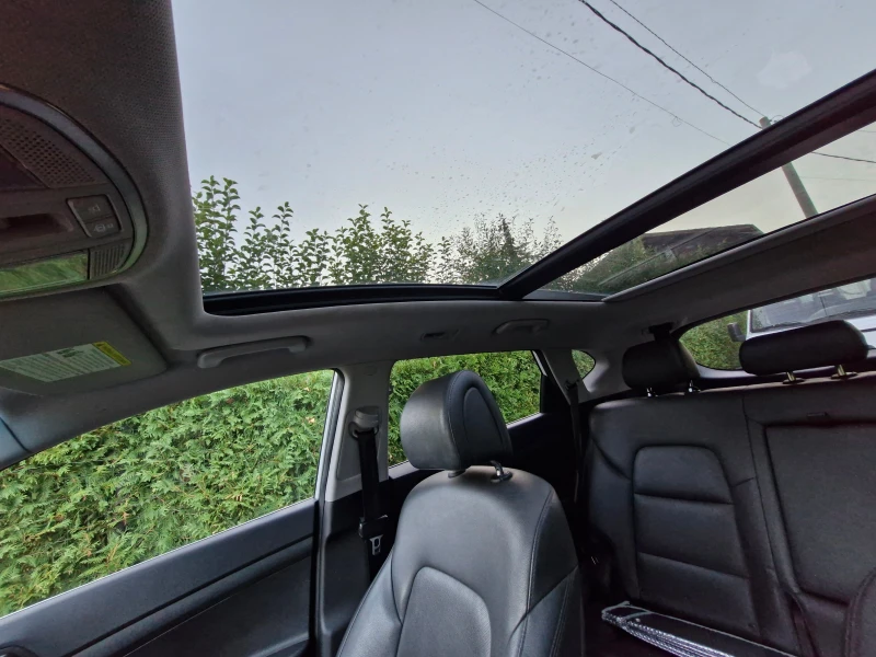 Hyundai Tucson, снимка 9 - Автомобили и джипове - 52529479