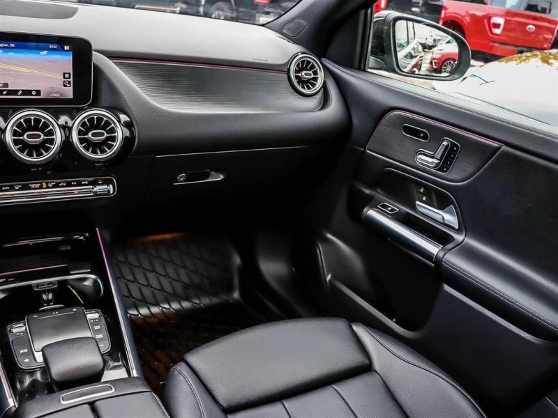 Mercedes-Benz GLA * GLA250 4M * CARFAX * ЦЕНА ДО БГ, снимка 12 - Автомобили и джипове - 53245994