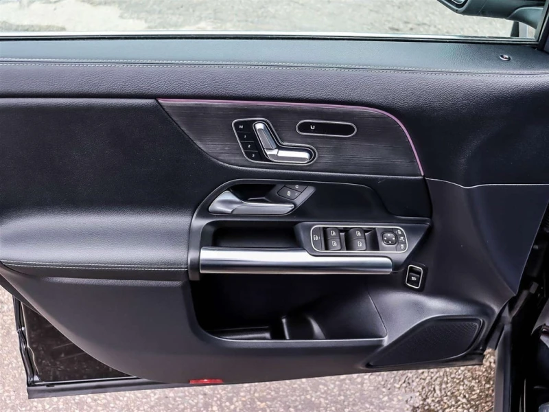 Mercedes-Benz GLA * GLA250 4M * CARFAX * ЦЕНА ДО БГ, снимка 6 - Автомобили и джипове - 53245994