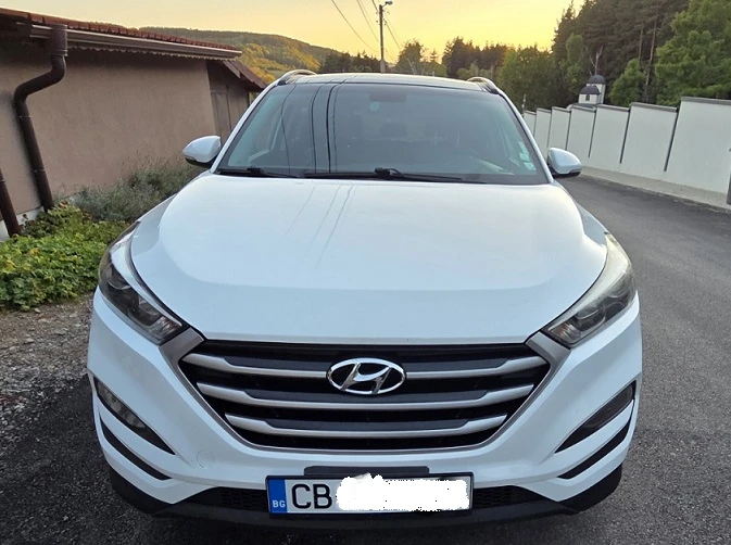 Hyundai Tucson, снимка 2 - Автомобили и джипове - 52529479