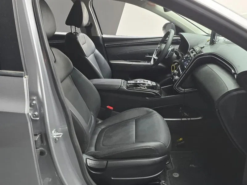 Hyundai Tucson (Nx4) Diesel 2.0 4Wd Modern, снимка 11 - Автомобили и джипове - 55088042