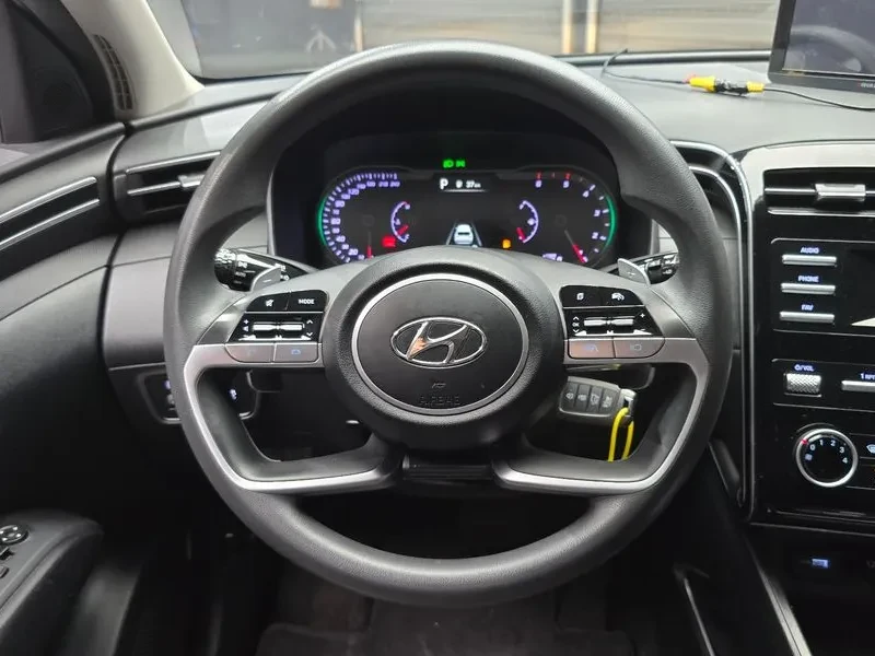 Hyundai Tucson (Nx4) Diesel 2.0 4Wd Modern, снимка 13 - Автомобили и джипове - 55088042