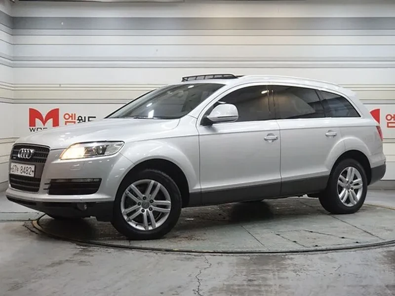 Audi Q7 3.0 TDI Quattro, снимка 2 - Автомобили и джипове - 55132439