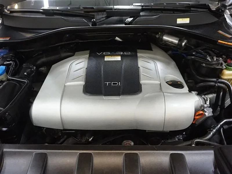 Audi Q7 3.0 TDI Quattro, снимка 10 - Автомобили и джипове - 55132439