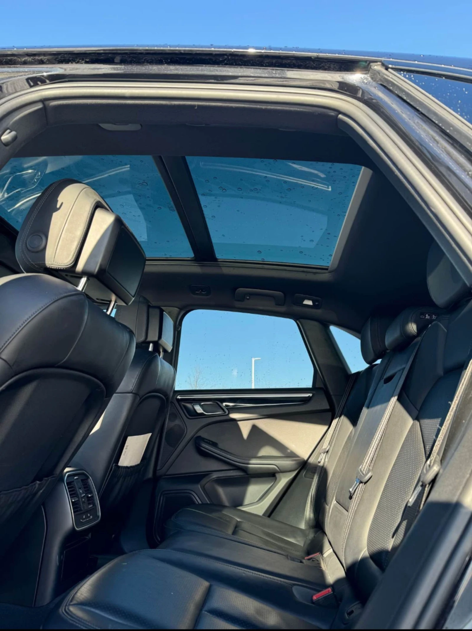Porsche Macan  * SportDesign* * Panorama* * АвтоКредитЦЕНА ДО БГ - изображение 10