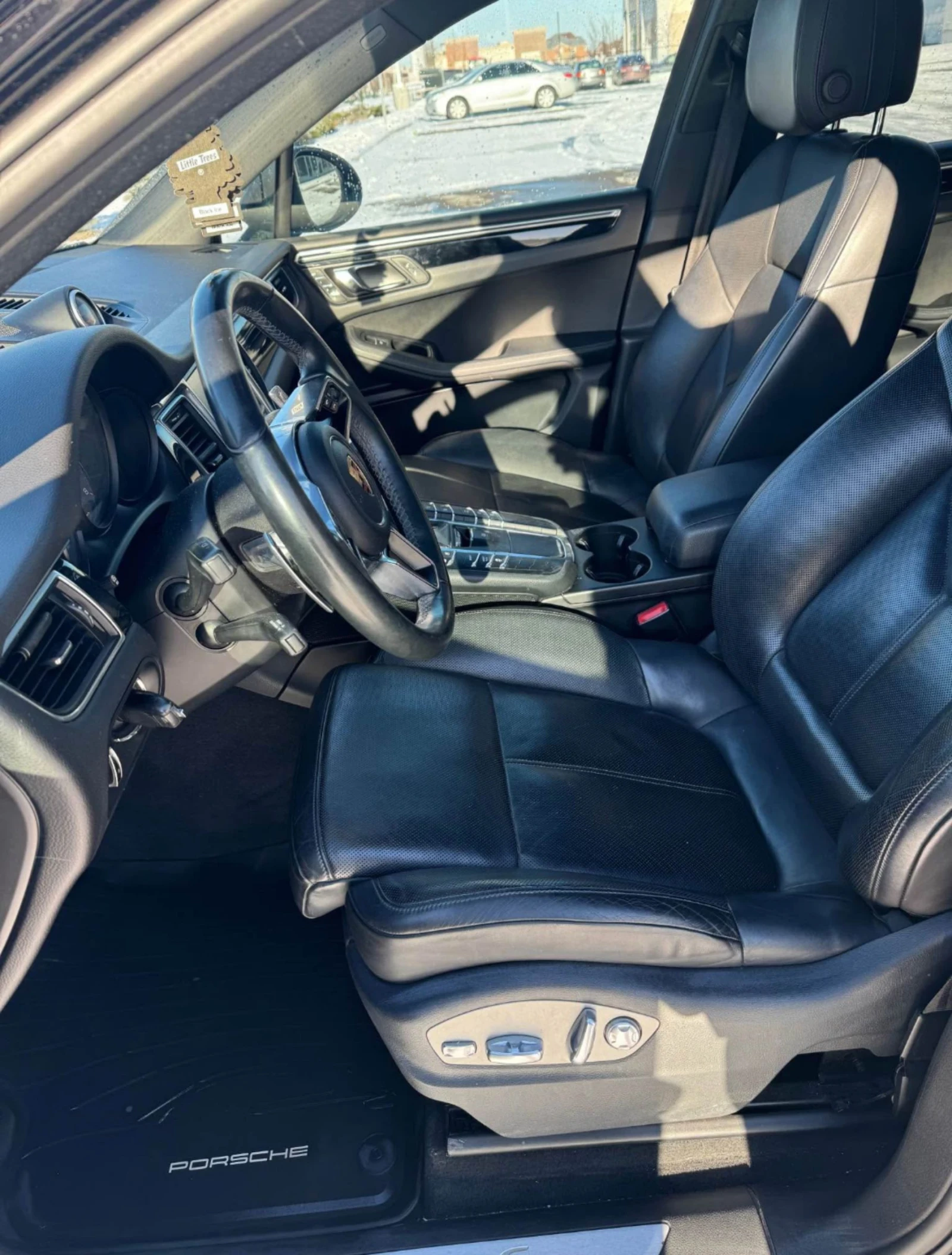 Porsche Macan  * SportDesign* * Panorama* * АвтоКредитЦЕНА ДО БГ - изображение 8