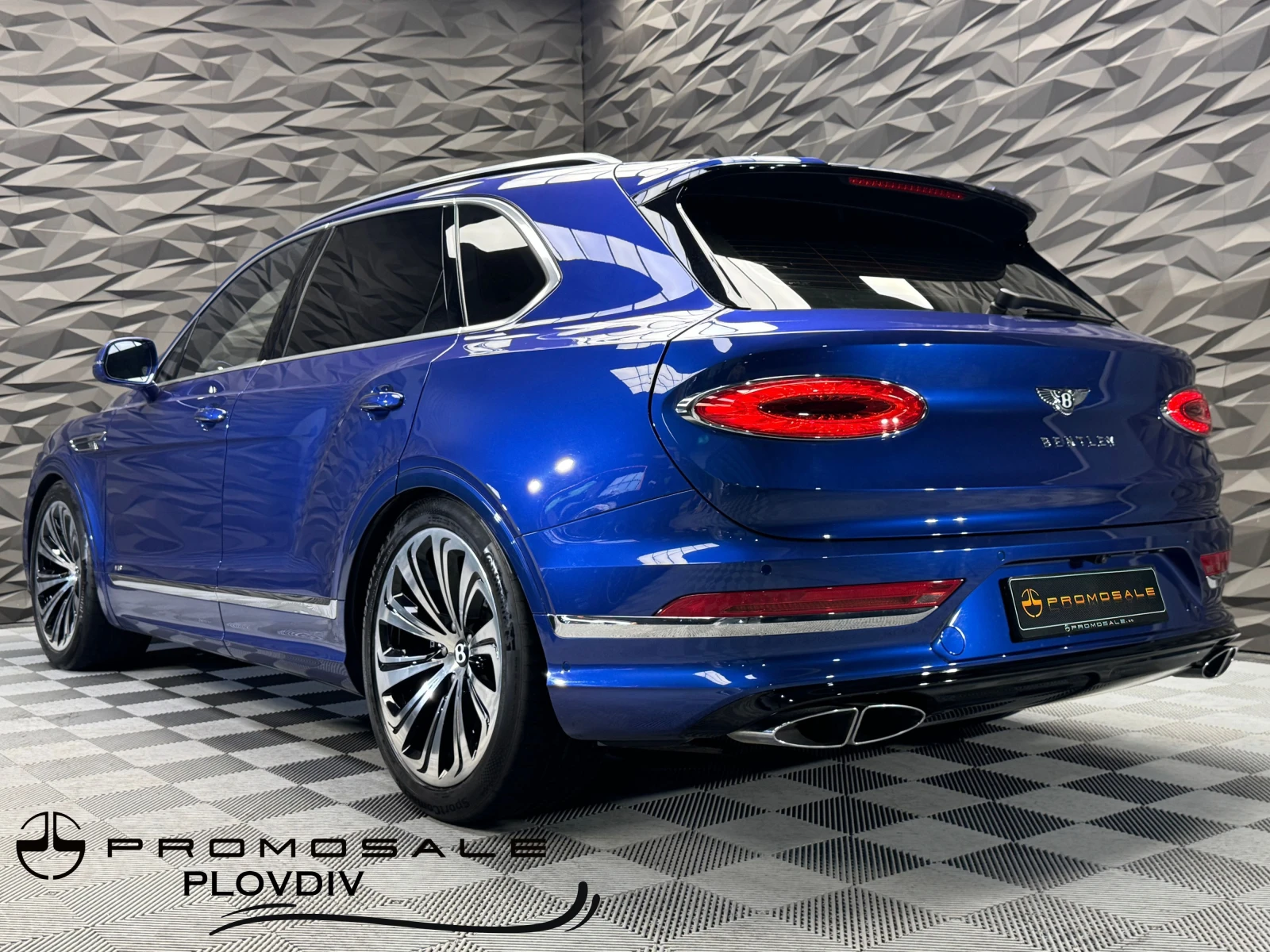 Bentley Bentayga Carbon Ceramic Naim* Vent* Pano* 360 - изображение 3