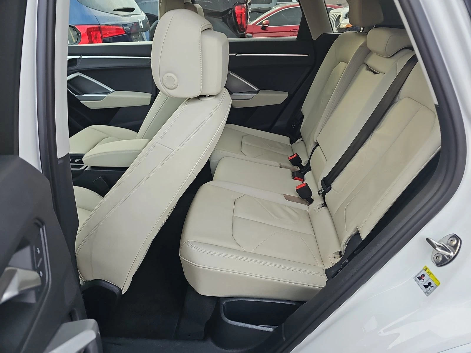 Audi Q3  - изображение 7