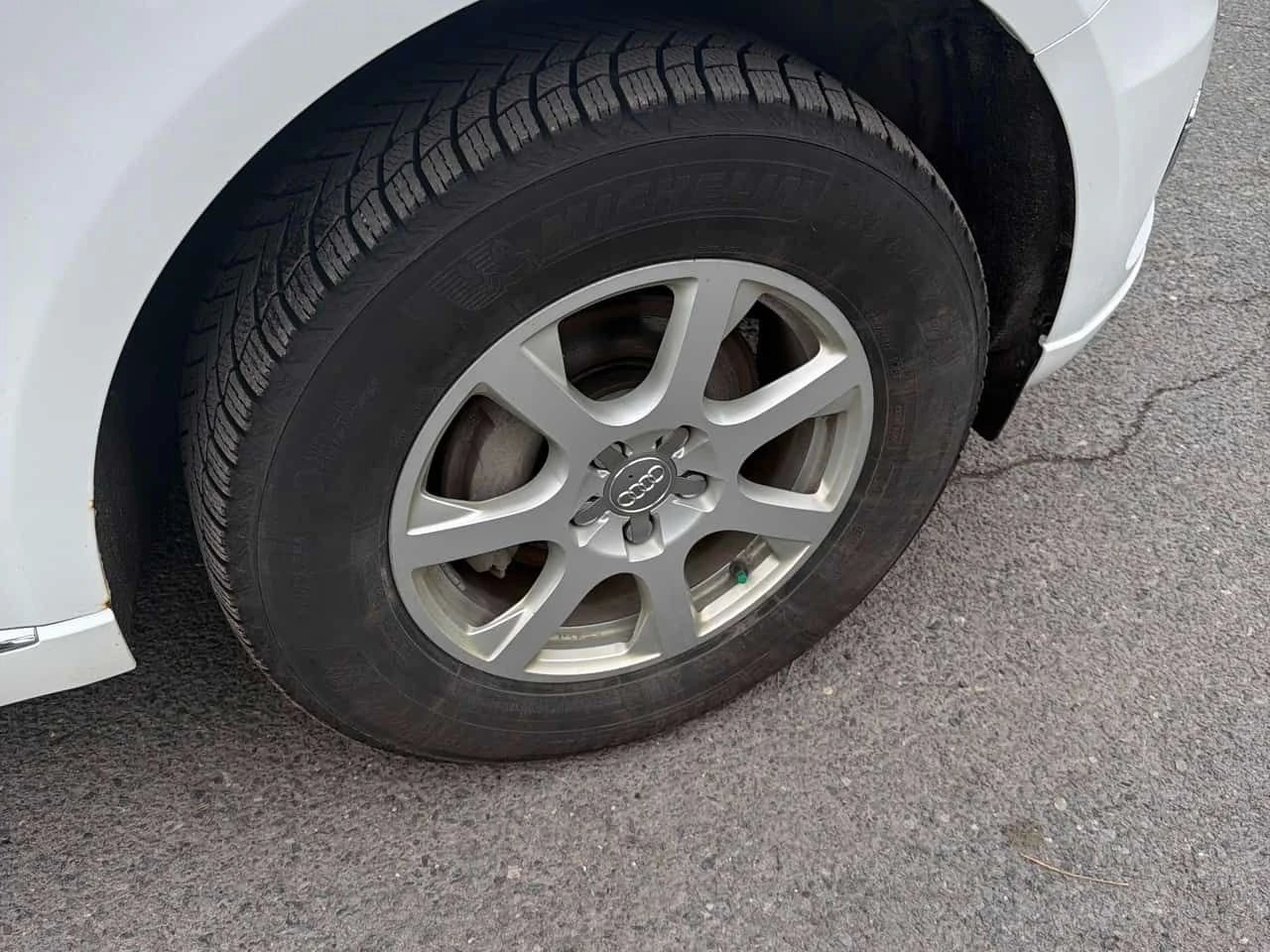 Audi Q5 * 2.0L Progressiv * ПОДГРЕВ * ОТ ПРЕДСТАВИТЕЛСТВО, снимка 6 - Автомобили и джипове - 54204409