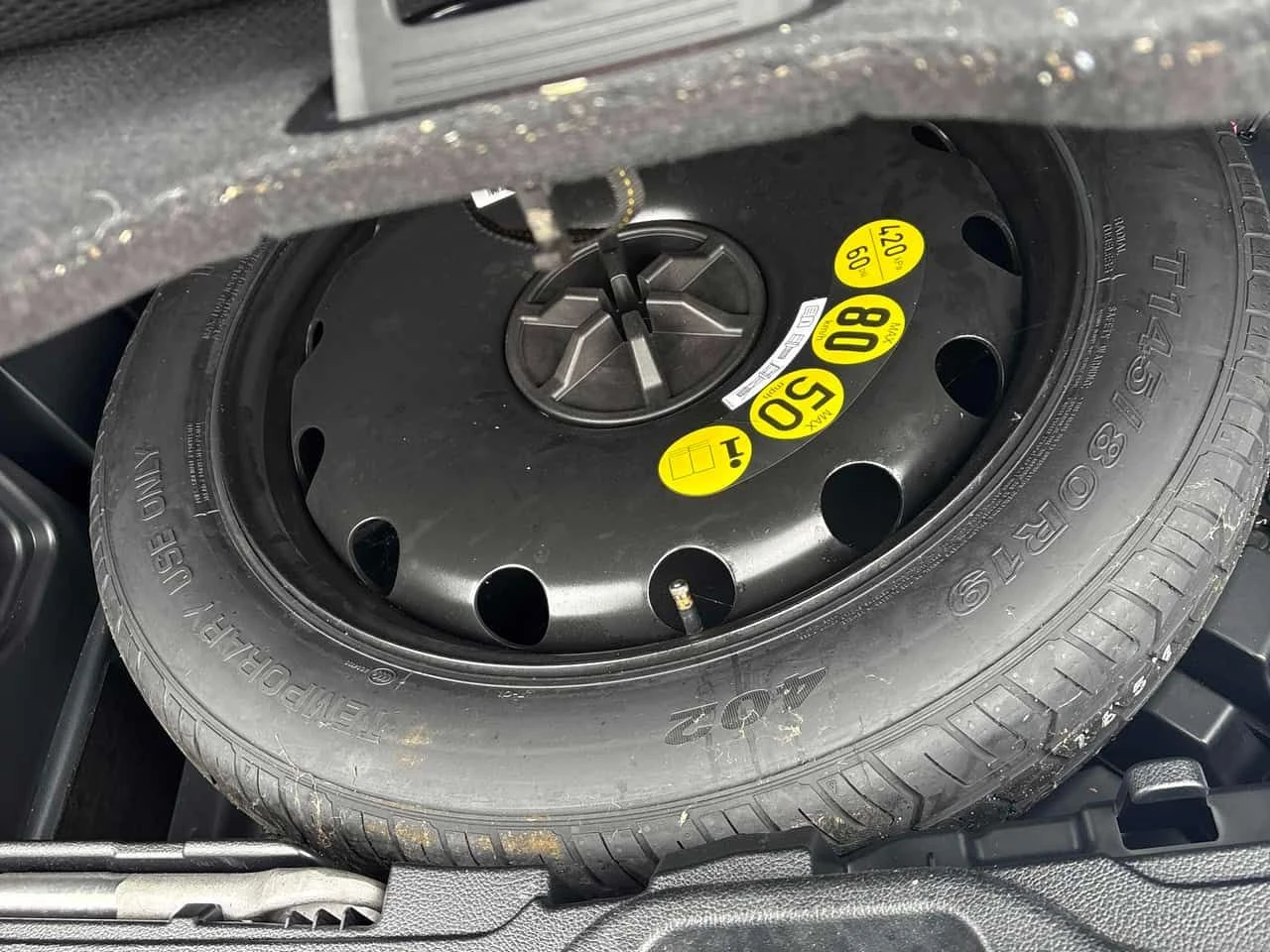 Mercedes-Benz GLC 300 CARFAX, снимка 13 - Автомобили и джипове - 54267214